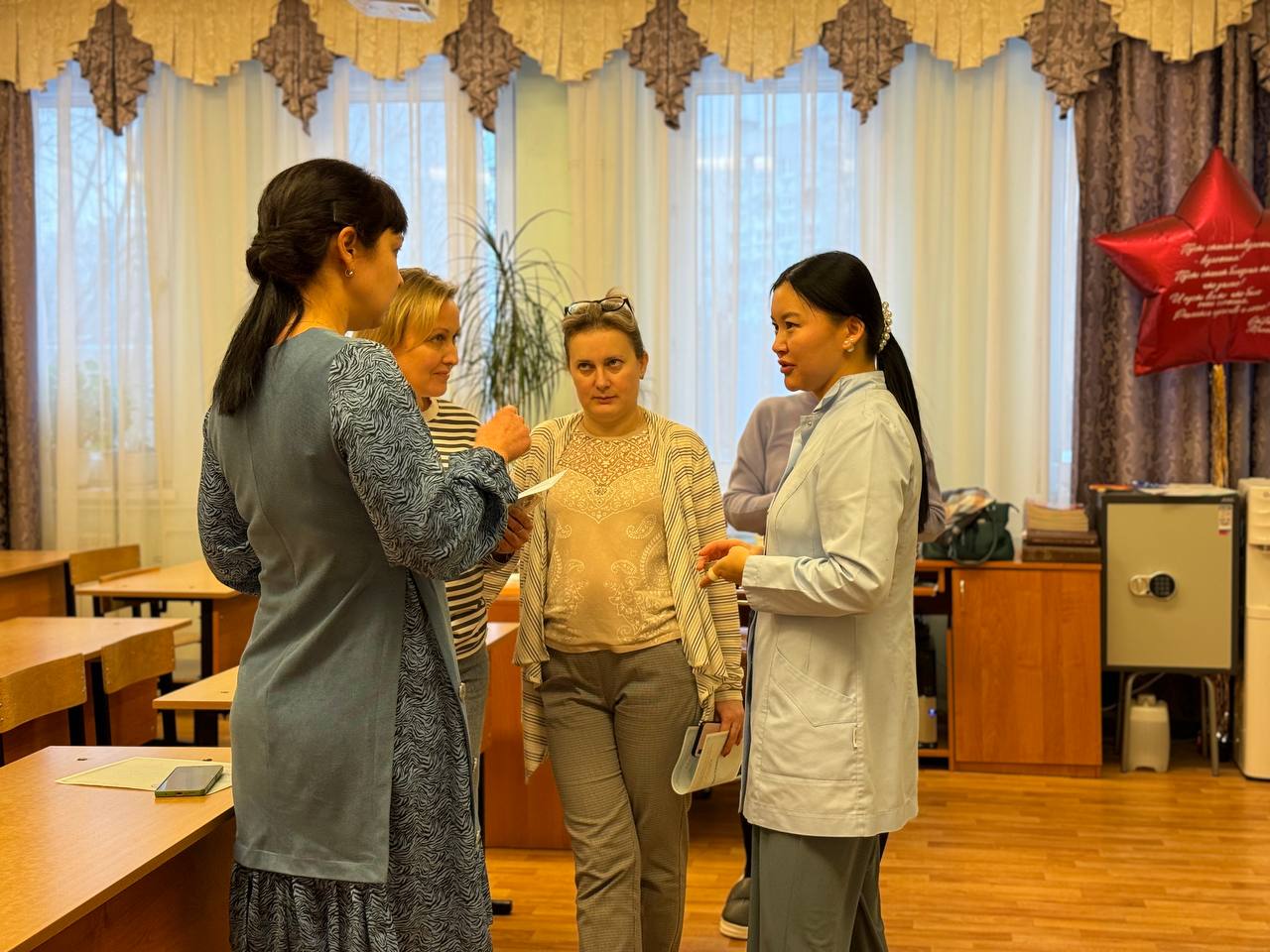 Онколог Жуковской больницы прочитал лекцию для учителей
