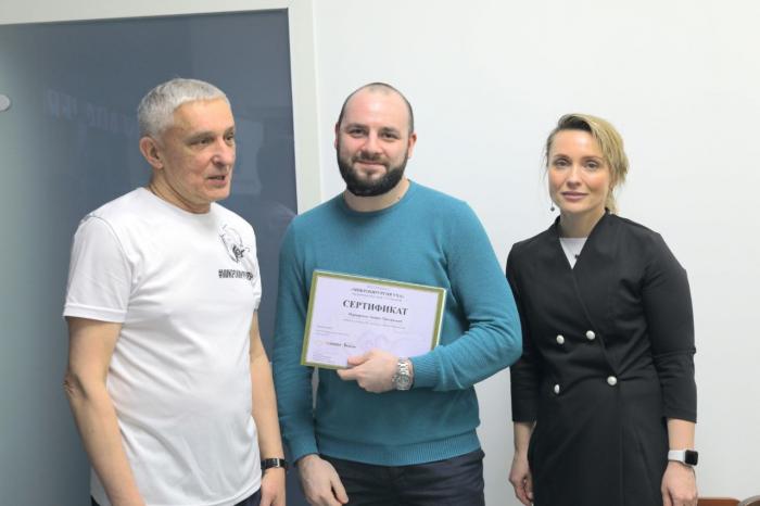 Повысил квалификацию